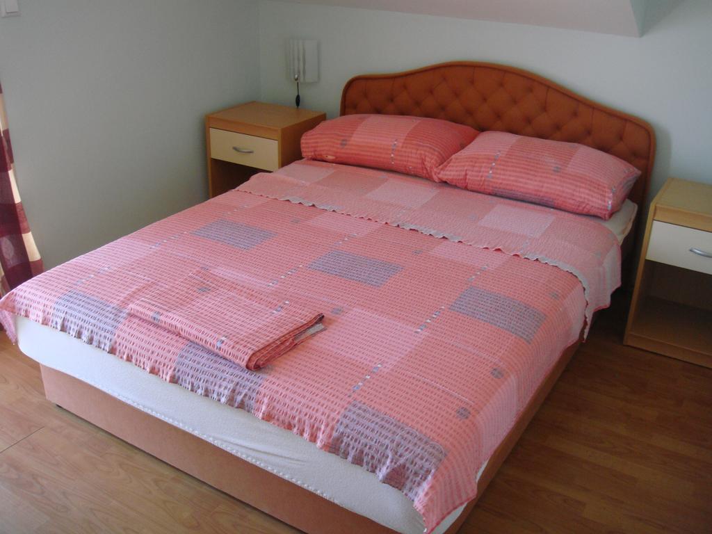 Apartments Villa Pirosi โอเรบิก ห้อง รูปภาพ